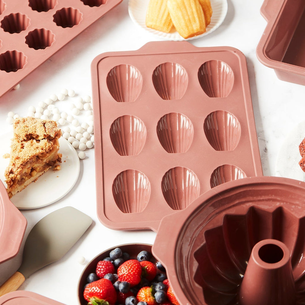 Platinum silicone uitgelegd: hoe je het gebruikt, verzorgt & bakt als een pro