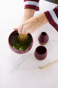 Set matcha avec fouet, support, cuillère, bol et tasse