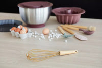 Fouet en silicone avec poignée en bambou cumin