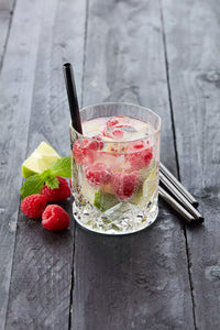 Set of 4 short cocktail drinking straws black with cleaning brush