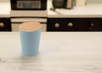 Vuilbak uit bamboevezel en bamboe deksel mist blauw