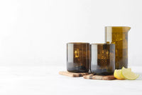 Set de carafe et 2 verres en verre upcyclé vert olive