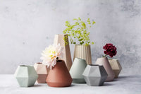 Vase rainuré en fibre de bambou blanc cassé ø 9.2cm H 15.2cm