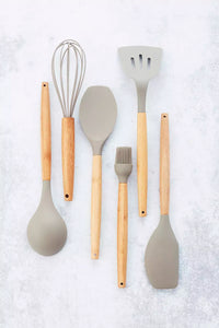 Silicone klopper met bamboe handvat taupe