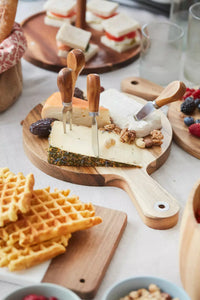 5-delige magnetische kaasset uit acacia FSC®