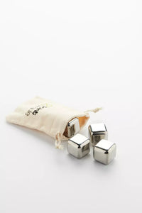 Set de 4 glaçons réutilisables avec pochette
