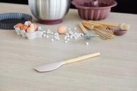 Silicone spatula with bamboo handle old rose