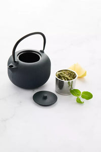 Cast iron teapot with internal enamel coating 1L Misty Grey