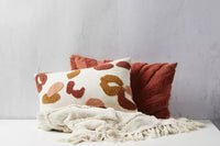 Sierkussen uit 100% gerecycleerd katoen Dots