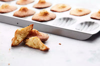 Moule antiadhésif pour 12 madeleines
