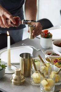 4-piece cocktail set gold: spoon - jigger - muddler - cobbler shaker