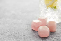 Set of 4 jade reusable ice cubes pink with satchel